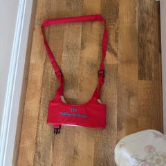 baby walking assistance