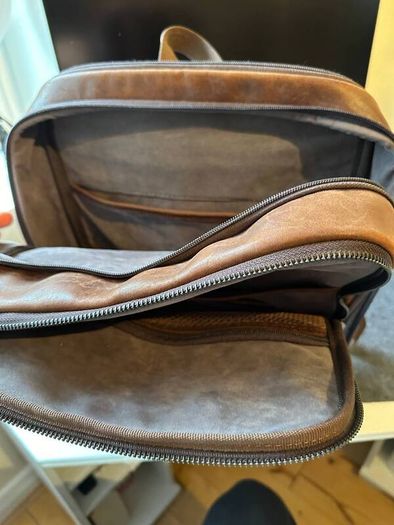 Leather Laptop Backpack 15.6 Inch (High-quality leather)