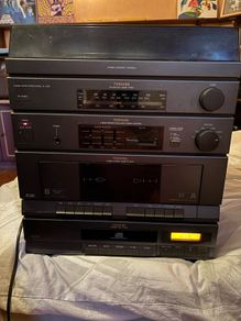 Vintage Hi-Fi Toshiba SL-3329 Stereo Sound System With Compact Disc Player, Double Cassette Deck, Turntable and FM Radio