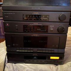 Vintage Hi-Fi Toshiba SL-3329 Stereo Sound System With Compact Disc Player, Double Cassette Deck, Turntable and FM Radio