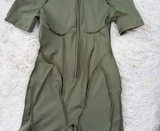 gym suit