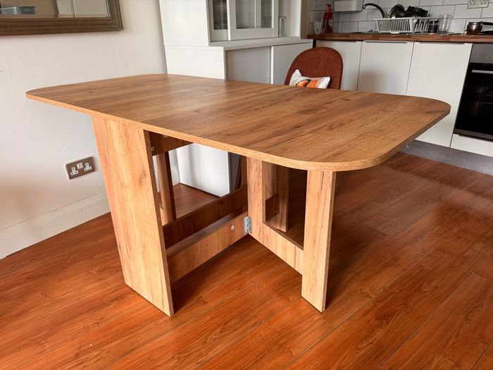 JYSK ALLING Extendable Dining Table (Warm Oak) - As Good As New (Already Assembled)