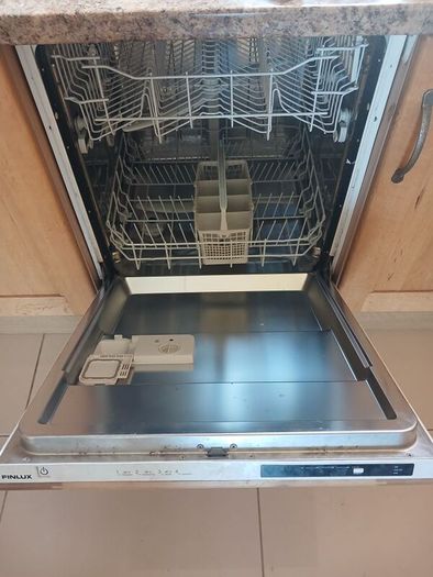 Integrated dishwasher