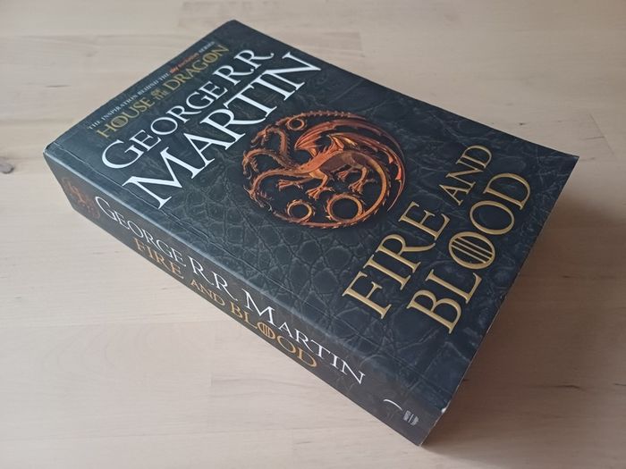 House of the Dragon - Fire and Blood by George R.R. Martin (Game of Thrones Fantasy Paperback 2020)