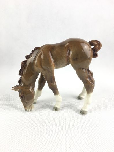 7 Beswick horse figurines AF