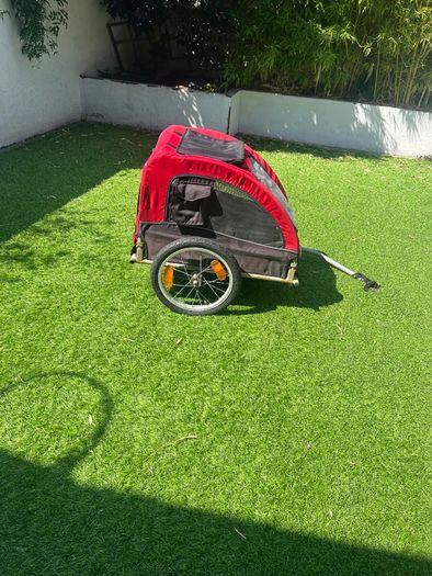 Dog carrier trailer for bike