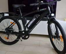 BRAND NEW! City E-BIKE with Nice Extras. 0Kms Electric
