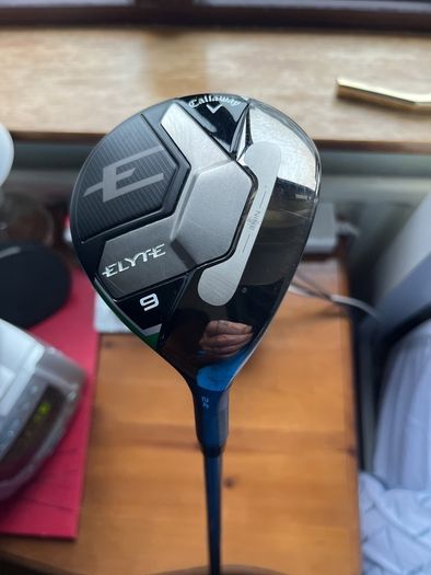 fairway callaway 9 wood only played 3 games but it doesn't suit regular flex 24 degree