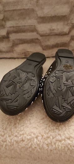 Ladies Flats..GIVANA  Brand New