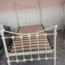 Metal frame single beds Image 4