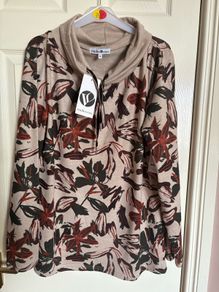 ladies top