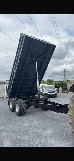 Dump Trailer Buckets Forks