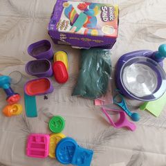 Kinetic Sand sets