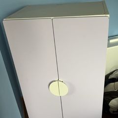 kids wardrobe