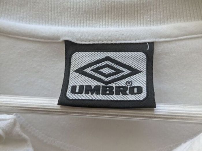 2000/02 Manchester United Umbro Polo Shirt Vodafone large