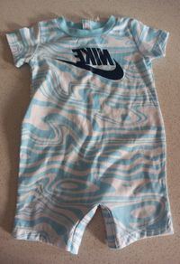 Nike baby romper - blue and white marble print