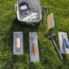 Tiling and plastering tool set with bucket
