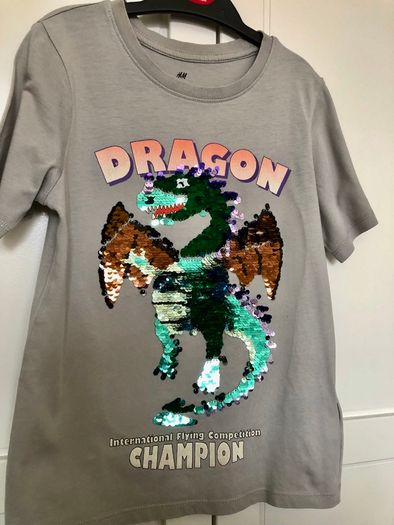Boys H&M T-shirt size 6/8 years old