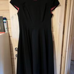 black dress