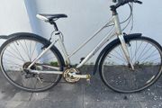 Ladies Giant bike