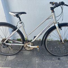 Ladies Giant bike
