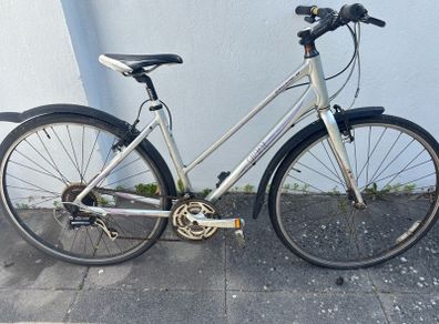 Ladies Giant bike