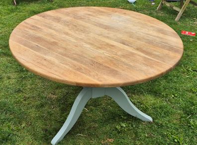 Neptune Round Dining Table
