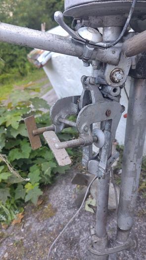 2 Seagull Engines