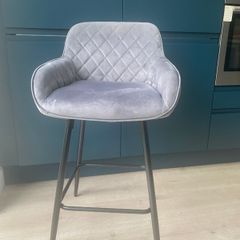 Kitchen bar stools