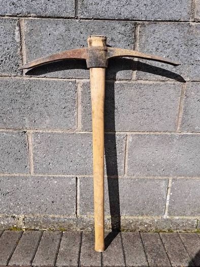 Pick Axe