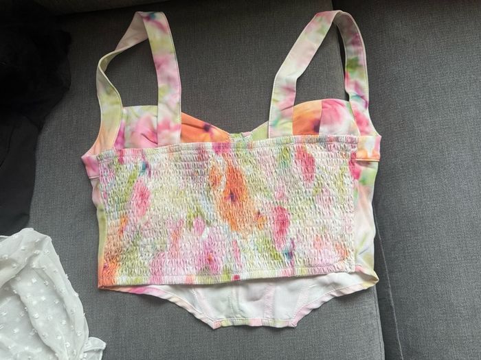 5 Cropped Tops, size S