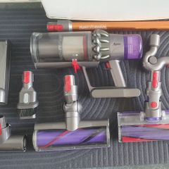 Dyson V11 Absolute