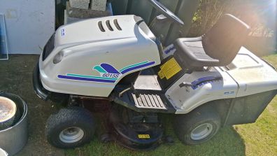 Tractor Lawnmower