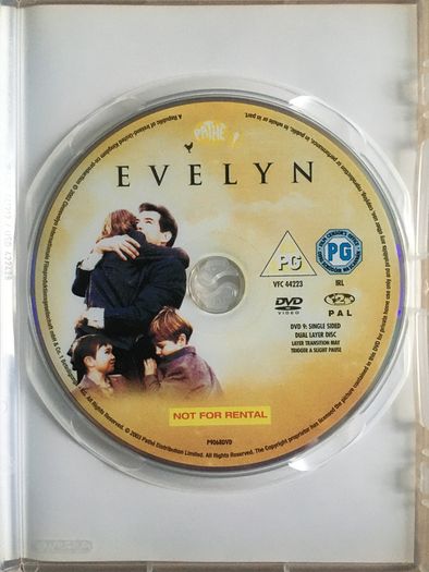 Evelyn [2002] Pierce Brosnan as her father and Aidan Quinn, Julianna Margulies, Stephen Rea & Alan Bates [Movie DVD]
