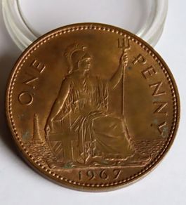 1967 1 Penny Elizabeth II bronze coin