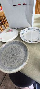 3 DIFFERENT PLATES - 1- Biscuit plateVintage Royal Grafton 1950s English Bone China Cake Plate 22.00 euro. 2- Biscuit plate Vintage 1960s, Colclough Linden Pattern Bone China .15.00 euro.3- Denby Halo Speckle Gray Coupe Dinner Plate 15.00 euro.