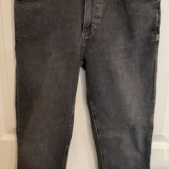 Black jeans Mango