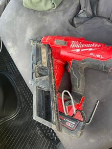 milwaukee nail gun