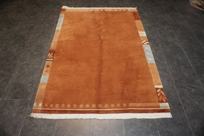 P.ersian Nepal Rug Burnt Umber 2x1..43m (NEP24)