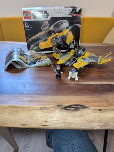 Lego Anakin's Jedi interceptor