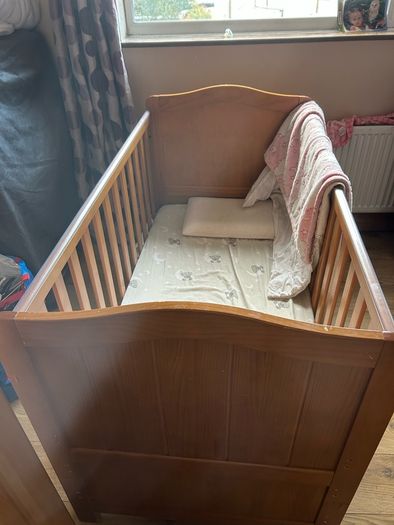 wooden cot