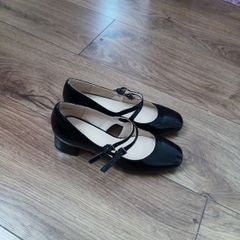 women shoes