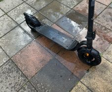 Pure electric scooter