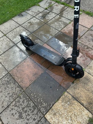 Pure electric scooter