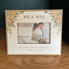 Mr & Mrs Rustic Floral Photo Frame