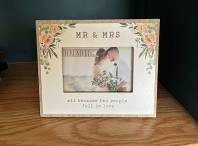 Mr & Mrs Rustic Floral Photo Frame