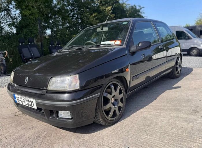 Clio 1.8 16V