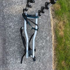 Peruzzo 4 bike rack for car hitch