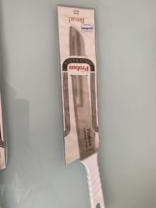 BNWT Probus Surgical Steel Bread Knife