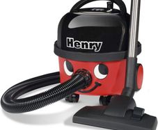 Henry HVR 160-11 Bagged Cylinder Vacuum, 620 W, 6 Litres, Red and Black (FREE POSTAGE)
